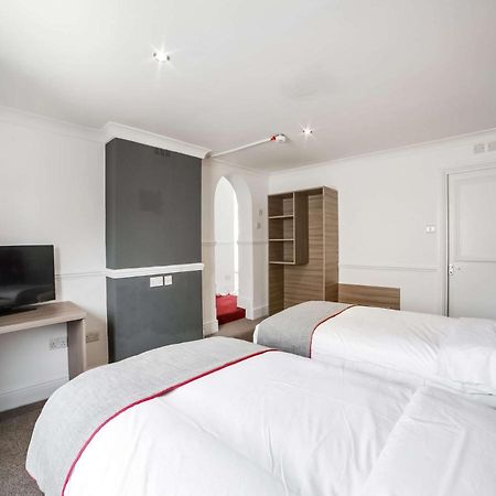 The Connaught Hotel Wolverhampton Eksteriør bilde