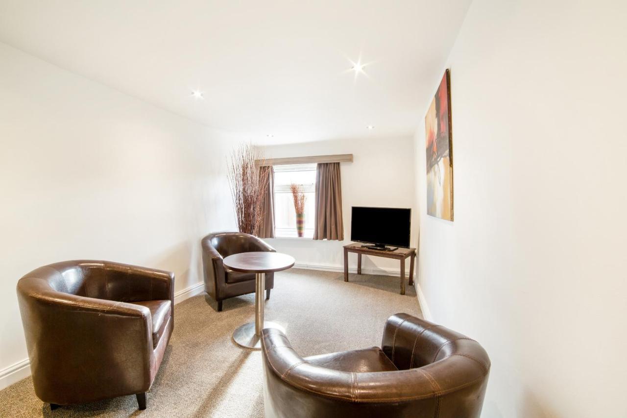 The Connaught Hotel Wolverhampton Eksteriør bilde