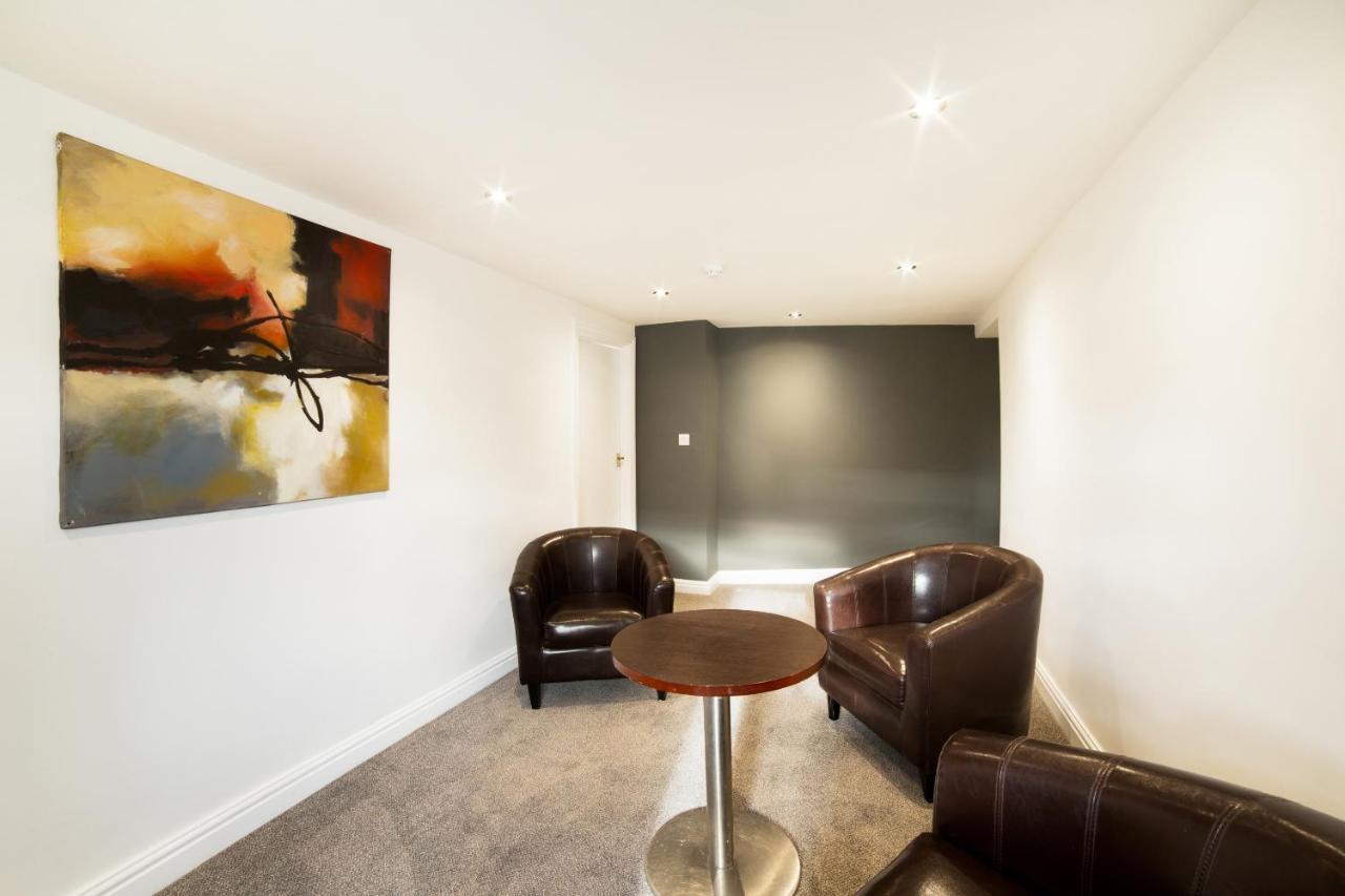 The Connaught Hotel Wolverhampton Eksteriør bilde